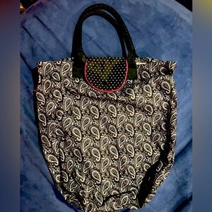 The Pampered Chef Tote- black & white paisley & polka dot w/hot pink trim